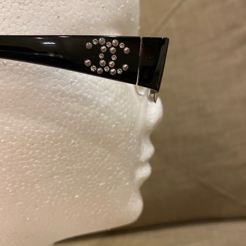 Chanel glasses w/Mother of Pearls & Swarovski - Picture 11 of 12